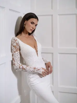 Cortina by Avenue by Josephine Scott - view 6 of 8