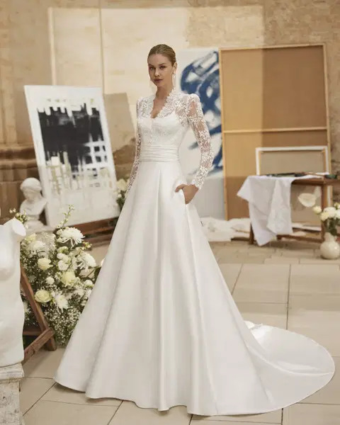 Mirna wedding dress by Aire Barcelona, A-line, satin