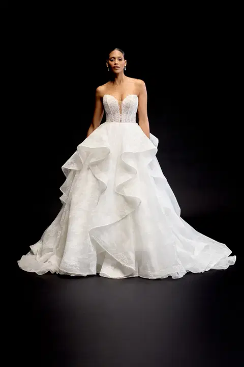 Nisha wedding dress by Justin Alexander, ball gown, lace