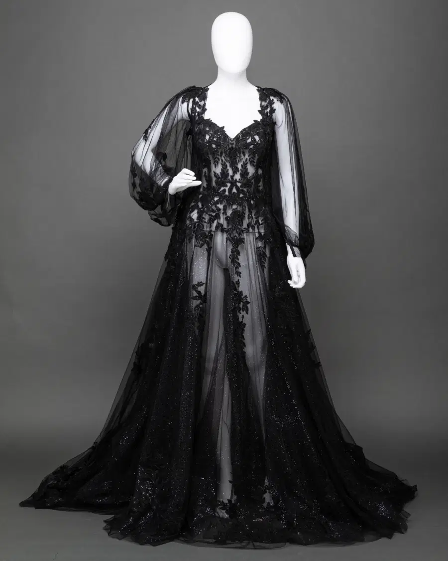 Top Alone von DarkDreamCouture - Ansicht 1 von 1