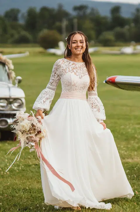 2Boho trouwjurk van Mr. & Mrs. Huebner