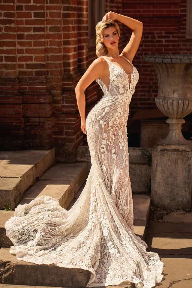 DC017B by Danielle Couture: Fit & Flare silhouette, V-neck neckline, lace, chapel train
