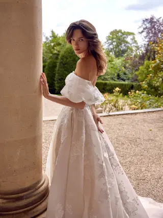 Monet by Justin Alexander - view 4 of 5