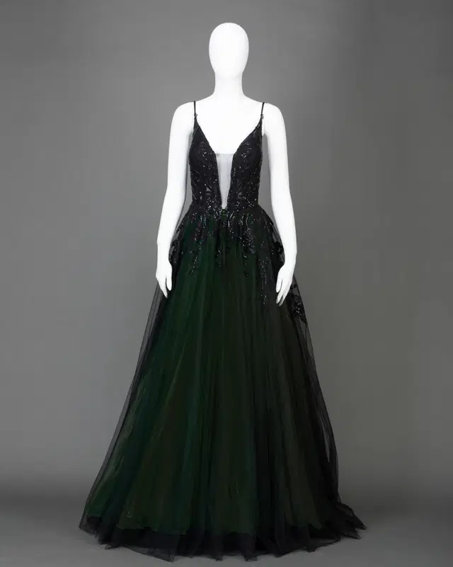 Dark Green von DarkDreamCouture - Ansicht 1 von 1
