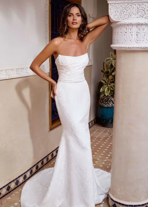 Its a Wonderful Life wedding dress by Dando London, mermaid, tulle
