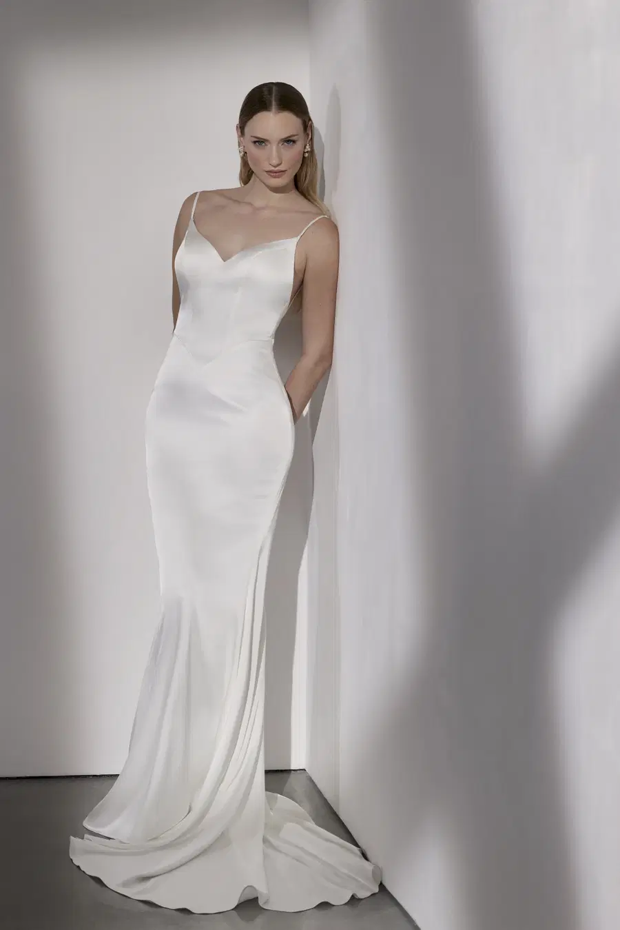 Belgravia by Avenue by Josephine Scott - view 5 of 6