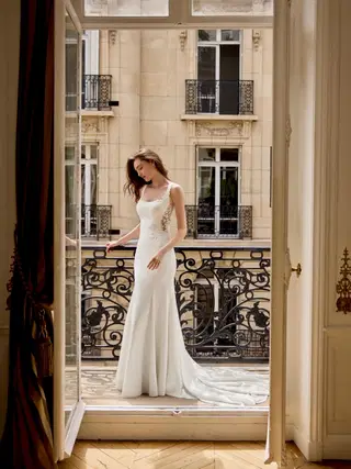 Simone by Adore - view 5 of 5
