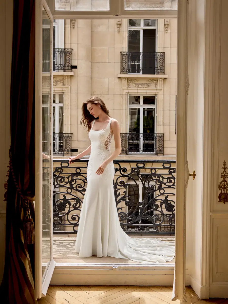 Simone by Adore - view 5 of 5
