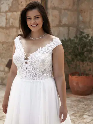 JOLIE c by Bianco Evento - view 3 of 4