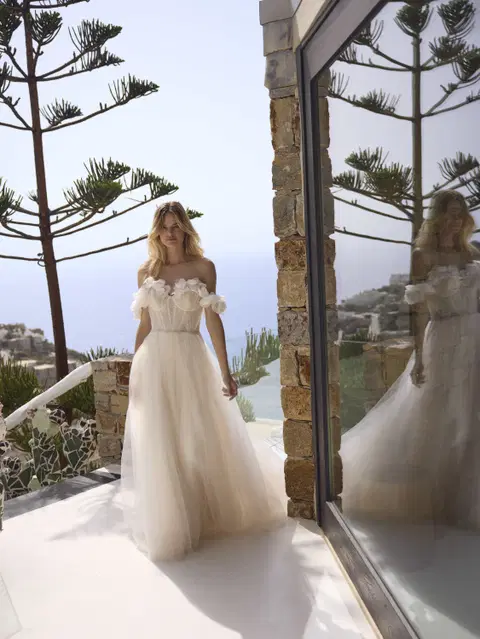 Inessa wedding dress by Modeca Bridal, A-line, lace