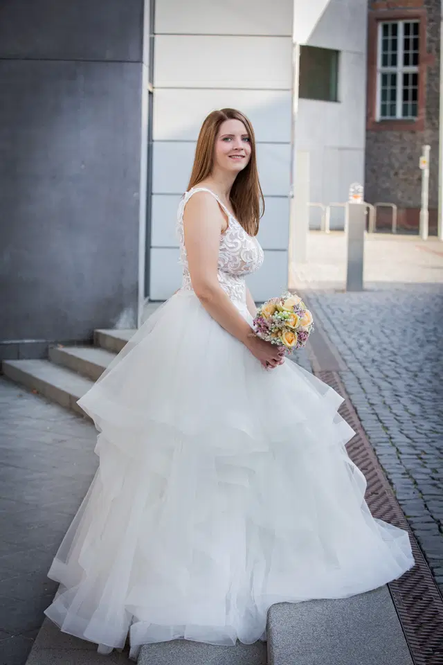Hanau van Mr. & Mrs. Huebner - weergave 2 van 2