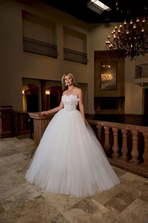 Style RB6160 wedding dress by Rachel Allan, ball gown, tulle