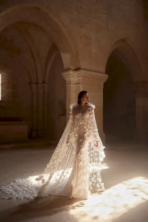 Lisa Delamare wedding dress by Innocentia Divina, fit & flare, tulle