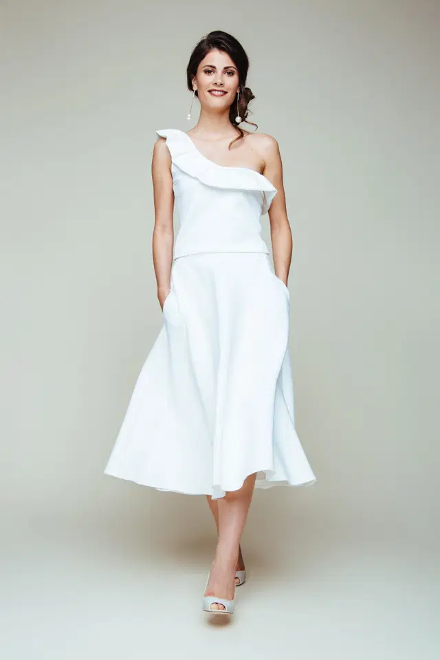 Stretchrock S-1043 by KUESS die BRAUT: Two-Piece silhouette, asymetric neckline, sleeveless, jersey