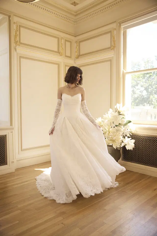 Tamar by Sottero & Midgley: A-Line silhouette, sweetheart neckline, crepe
