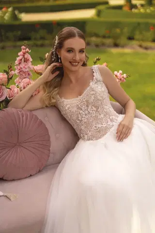 1167 by Angela Bianca - view 5 of 5