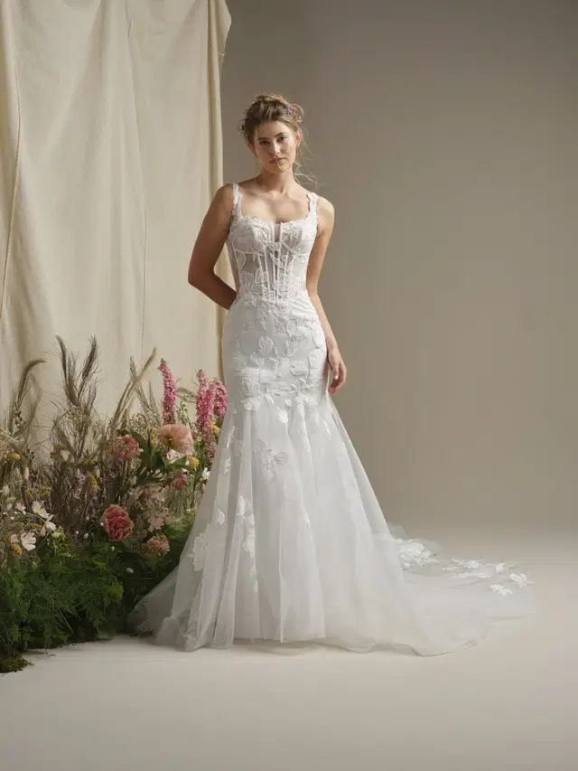 Pearline by Rebecca Ingram: Fit & Flare silhouette, square neckline, lace