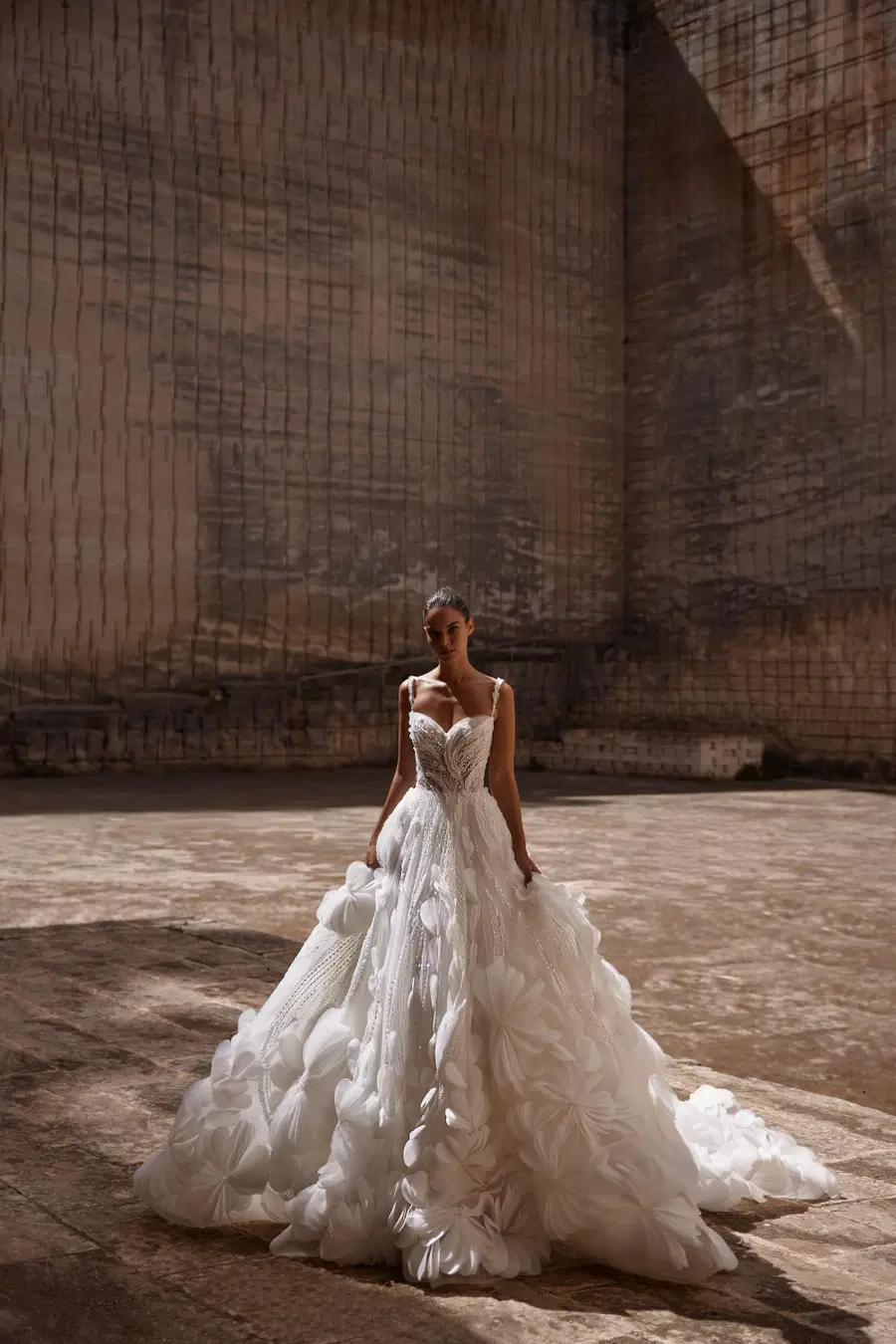 Ashlyn by Milla Nova: Princess silhouette, sweetheart neckline, tulle