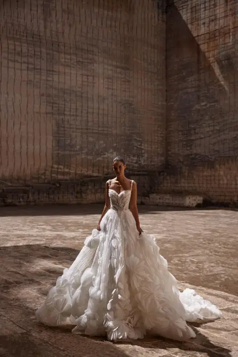 Ashlyn wedding dress by Milla Nova, princess, tulle