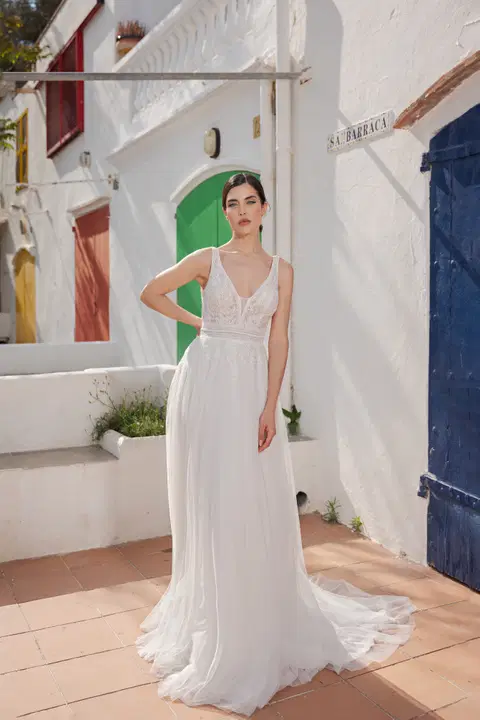 Style B2455 wedding dress by AnnAngelex, A-line, tulle