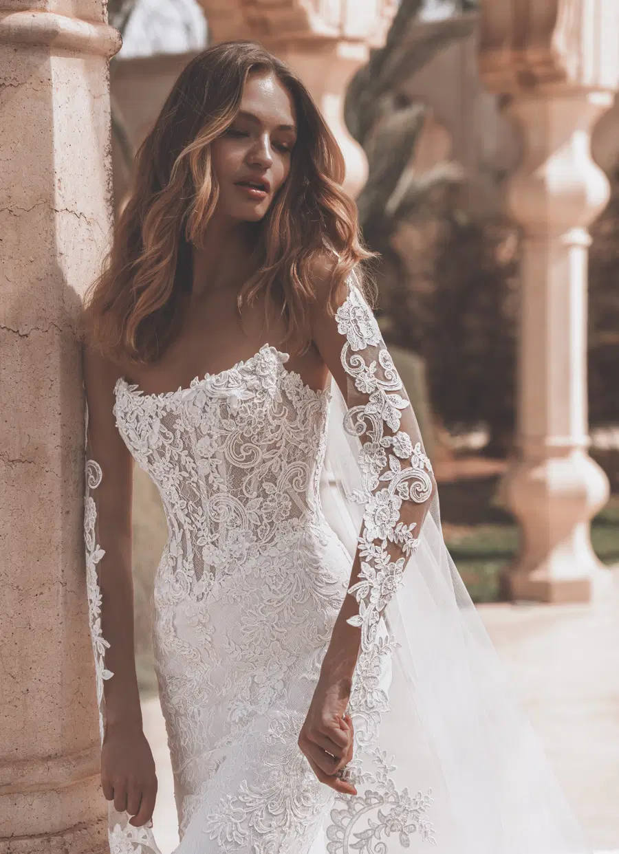 Venice by Enzoani - view 5 of 10