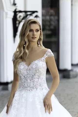5561 by Serena Bridal - view 3 of 4