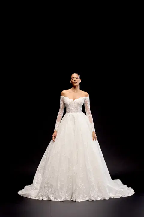 Miyako wedding dress by Justin Alexander, ball gown, lace