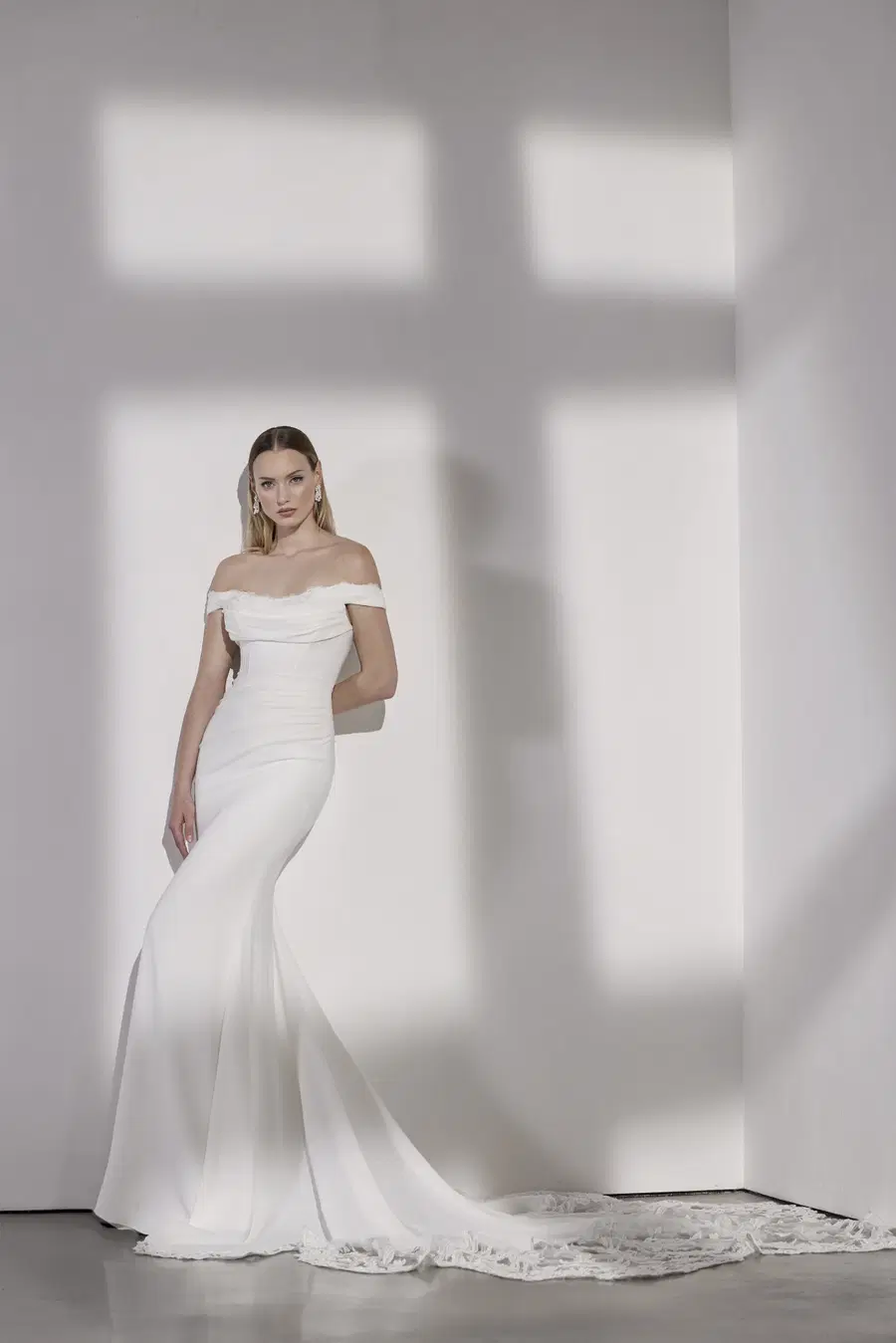 Sienna by Avenue by Josephine Scott - view 2 of 8