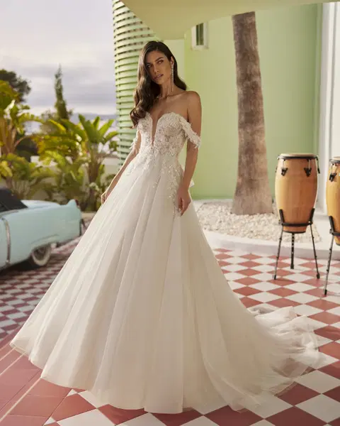Jeri wedding dress by Luna Novias, ball gown, lace