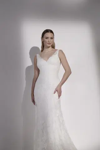 Belgravia by Avenue by Josephine Scott - view 4 of 6