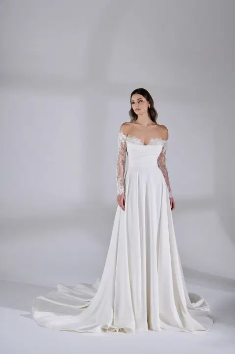 Renee Al trouwjurk van Avenue by Josephine Scott, A-lijn, kant