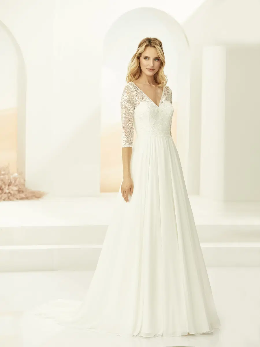 MEDUSA by Bianco Evento: A-Line silhouette, V-neck neckline, three-quarter sleeves, lace