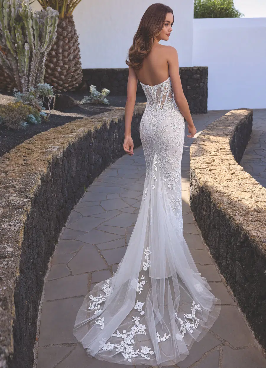 Estrella by Enzoani - view 5 of 5