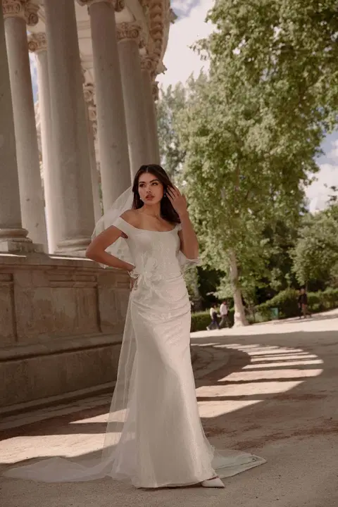 Style TO-2072T wedding dress by Agnes, trumpet, tulle