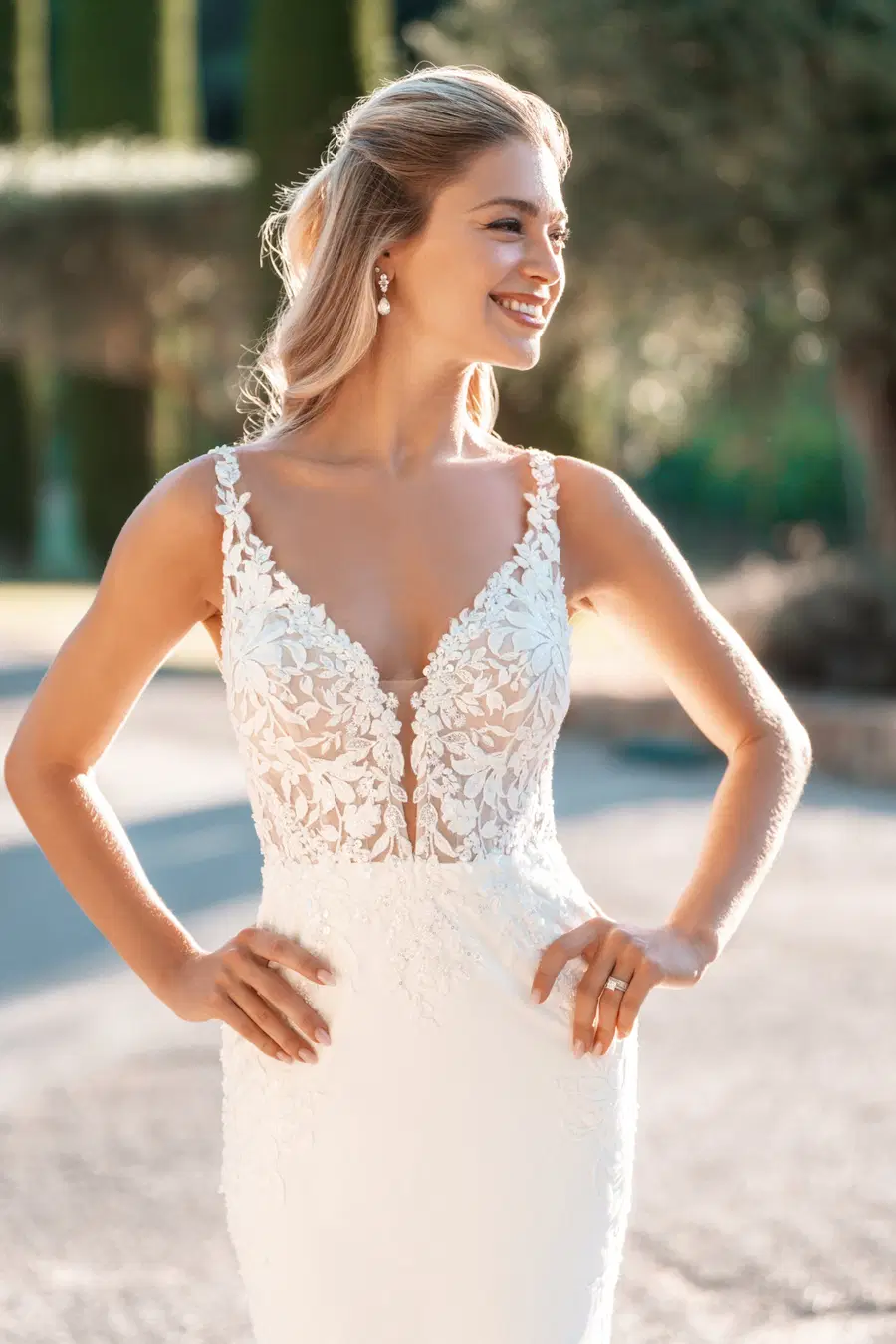 A1305 by Allure Bridals - view 4 of 5