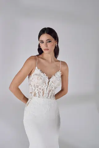 Valentina by Avenue by Josephine Scott - view 3 of 5