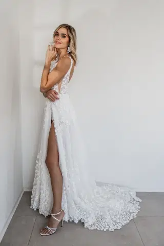 Paola V2.0 by Fan Xia - view 2 of 11
