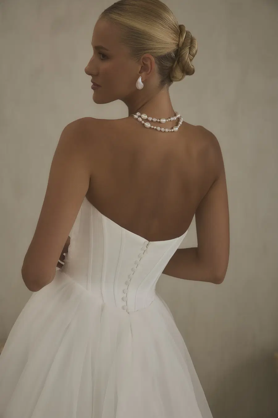 2637 by Casablanca Bridal - view 4 of 7