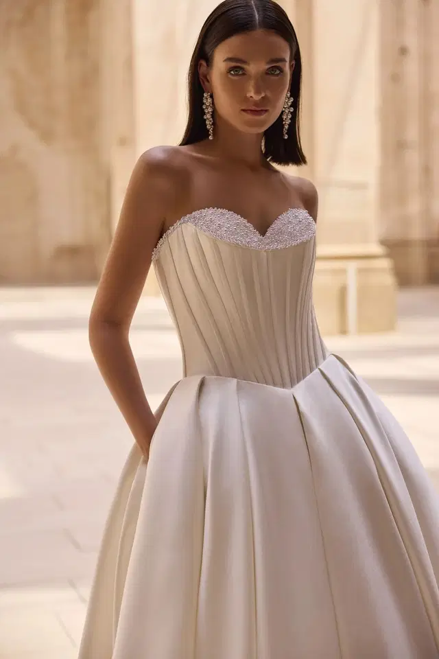 Harriet by Veni Infantino - view 2 of 3