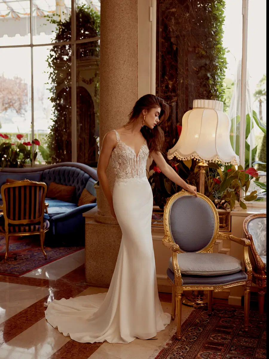Isabella by Justin Alexander - view 3 of 7