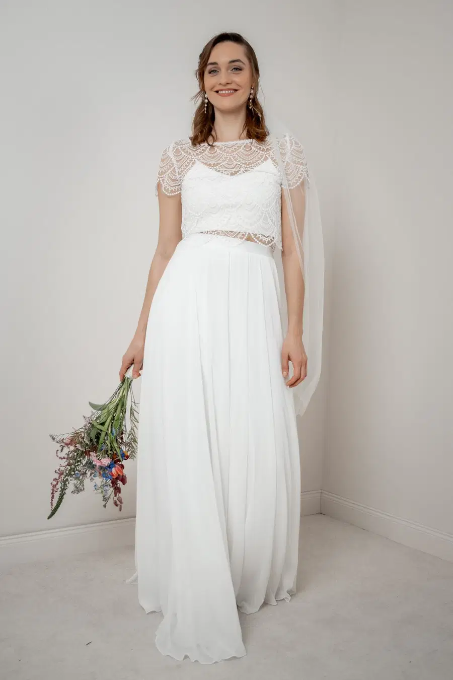 Rock Isla by noni: Two-Piece silhouette, chiffon