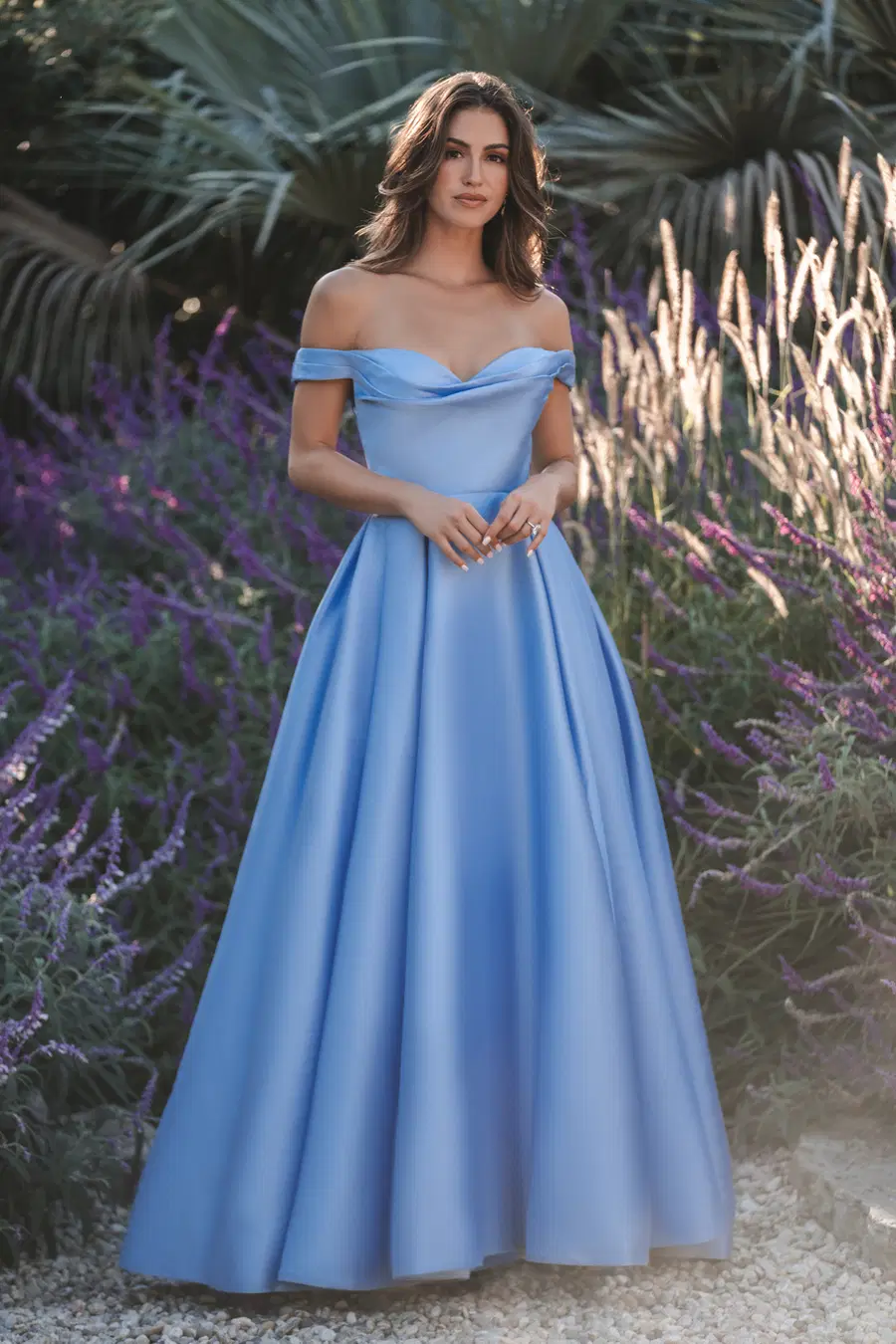 R3705 by Allure Romance - view 5 of 6