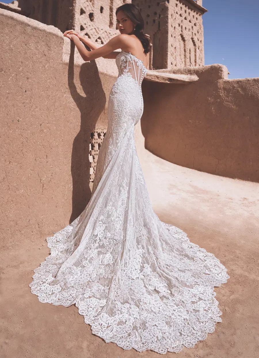 Tula by Enzoani - view 5 of 6
