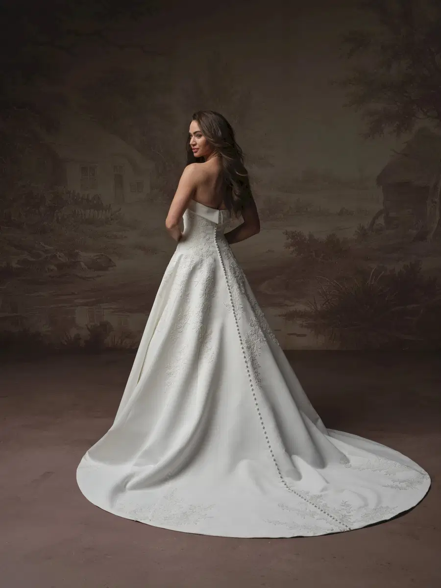MILEVA by Maggie Sottero - view 4 of 9