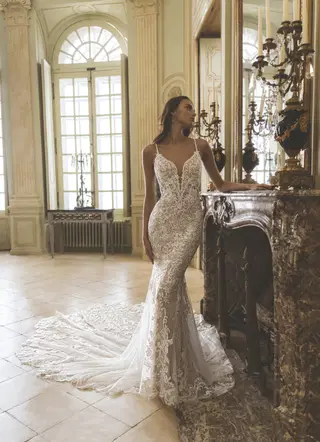 Gem by ÉLYSÉE - view 3 of 6