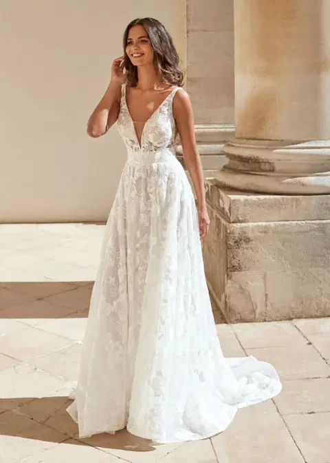 Heartthrob wedding dress by Dando London, A-line, tulle