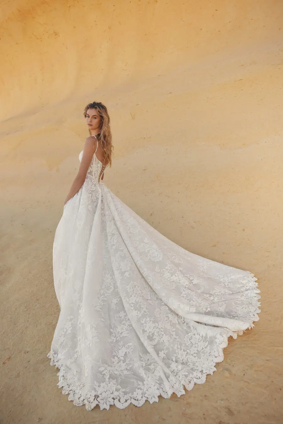Illume by Eva Lendel - view 3 of 5
