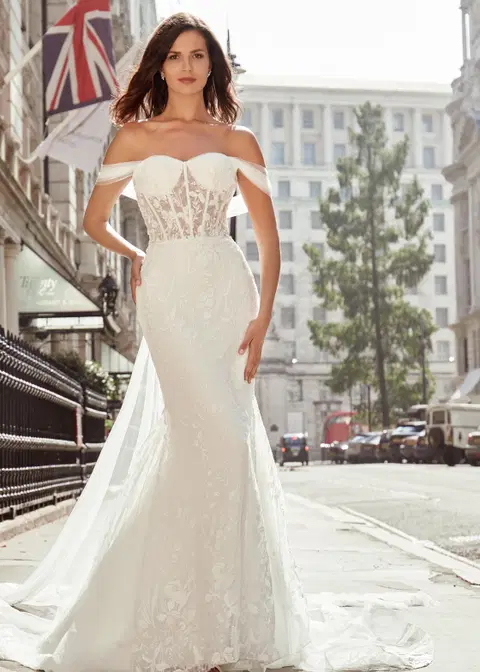 Whitney Houston wedding dress by Dando London, mermaid, lace