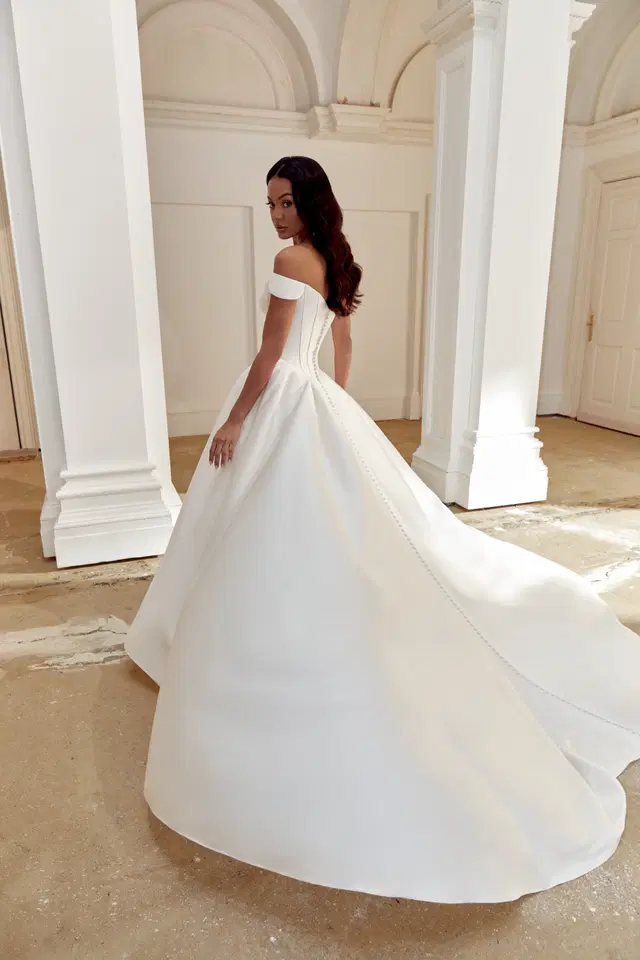 44558 by Sincerity Bridal - view 8 of 9