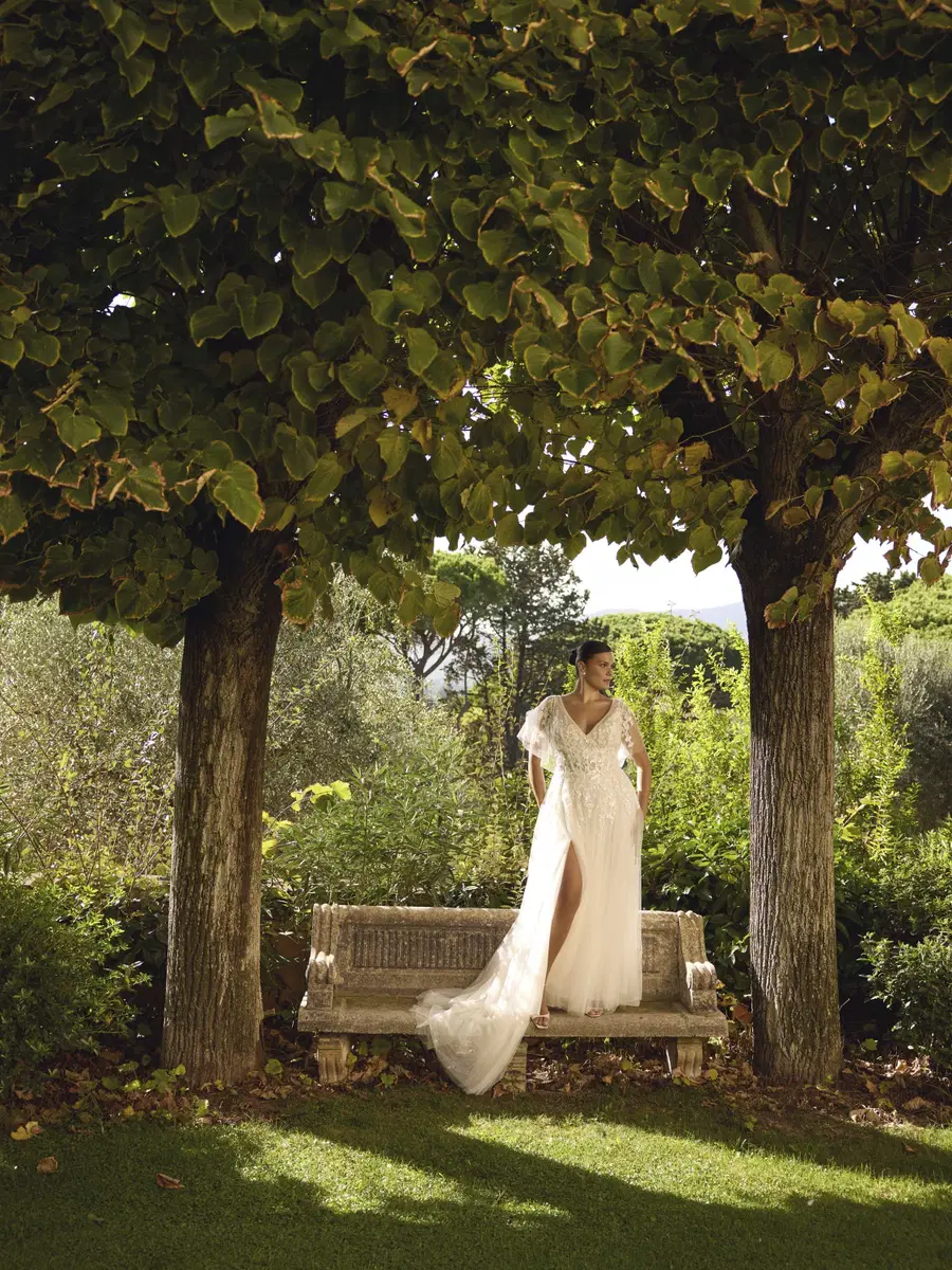 Jewel by Modeca Bridal: A-Line silhouette, V-neck neckline, wing sleeves, lace